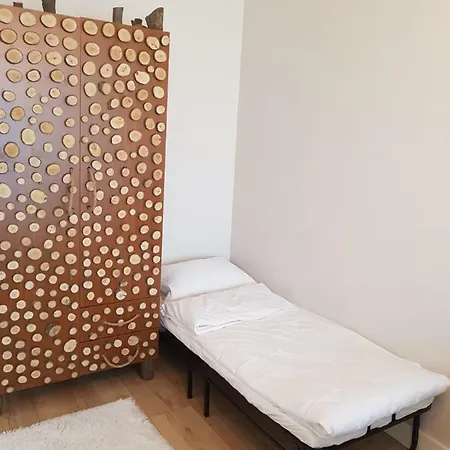 Modern 2-room In The Center Of